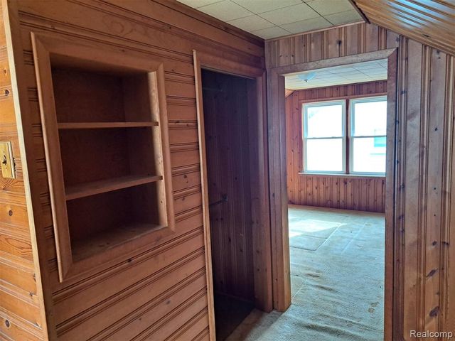 17730 Five Points Street, Redford, MI 48240