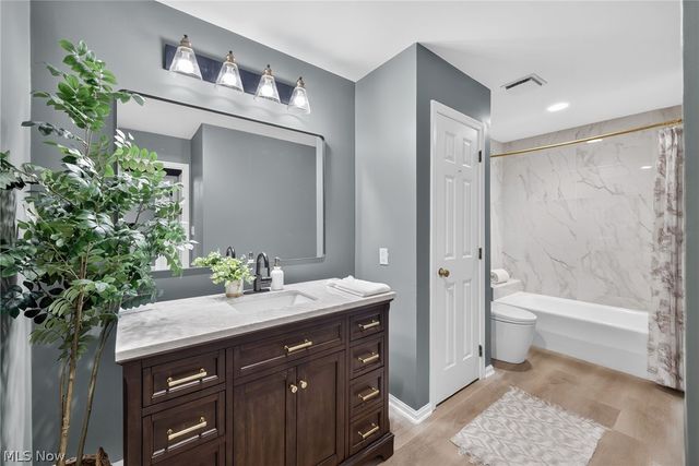 333 N Portage Path 39, Akron, OH 44303