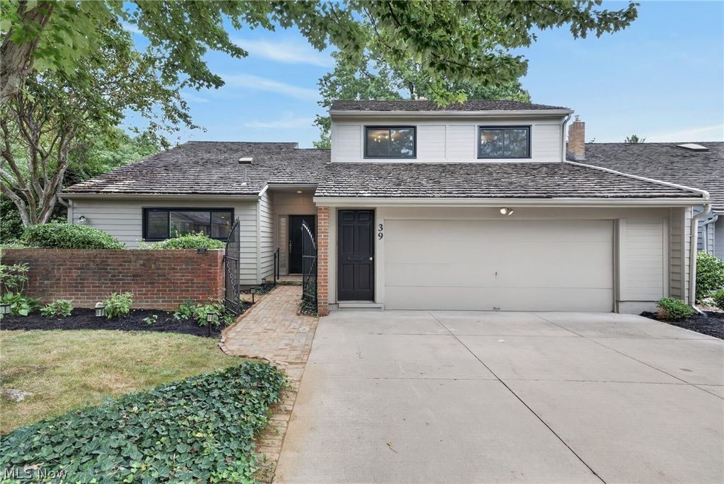 333 N Portage Path 39, Akron, OH 44303