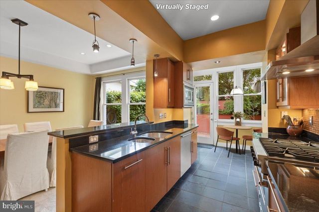 2816 27TH ST NW, Washington, DC 20008