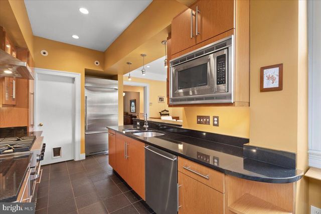 2816 27TH ST NW, Washington, DC 20008