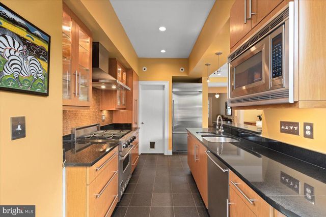 2816 27TH ST NW, Washington, DC 20008