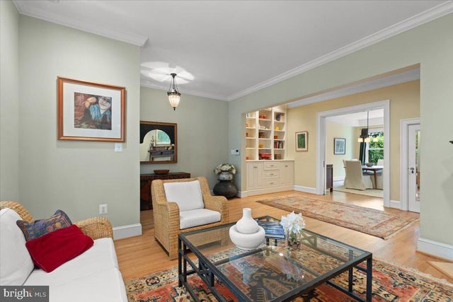 2816 27TH ST NW, Washington, DC 20008