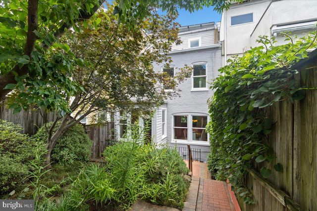 2816 27TH ST NW, Washington, DC 20008