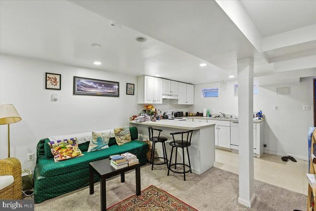 2816 27TH ST NW, Washington, DC 20008