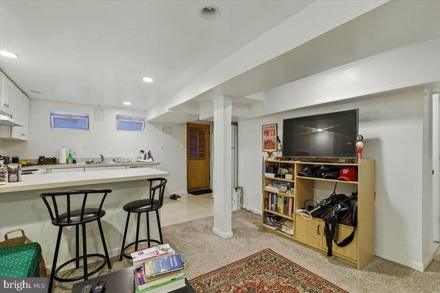 2816 27TH ST NW, Washington, DC 20008