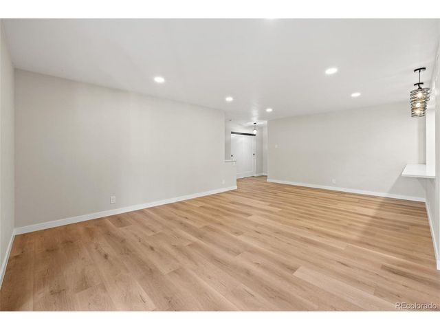 460 S Marion Pkwy B-254, Denver, CO 80209