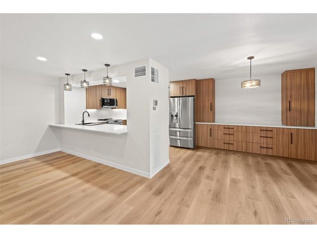 460 S Marion Pkwy B-254, Denver, CO 80209