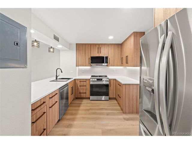 460 S Marion Pkwy B-254, Denver, CO 80209