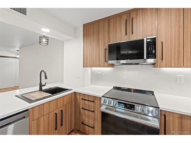 460 S Marion Pkwy B-254, Denver, CO 80209