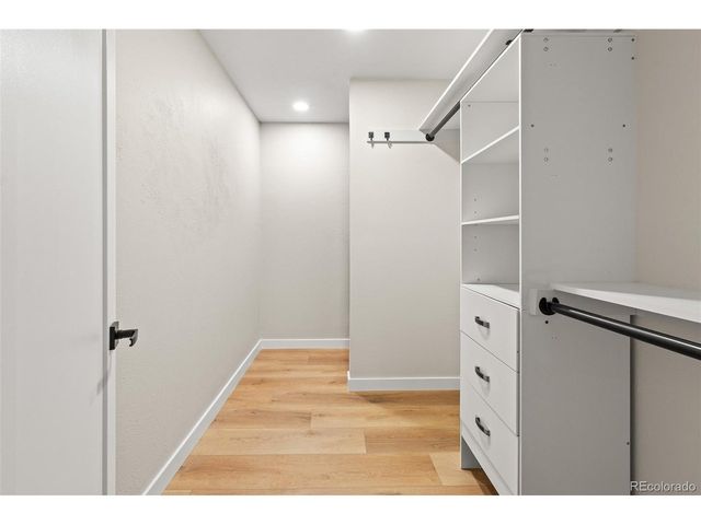 460 S Marion Pkwy B-254, Denver, CO 80209