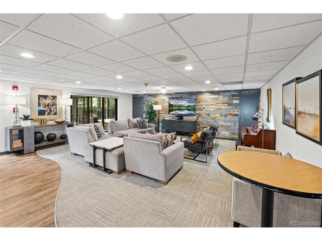460 S Marion Pkwy B-254, Denver, CO 80209