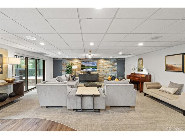 460 S Marion Pkwy B-254, Denver, CO 80209