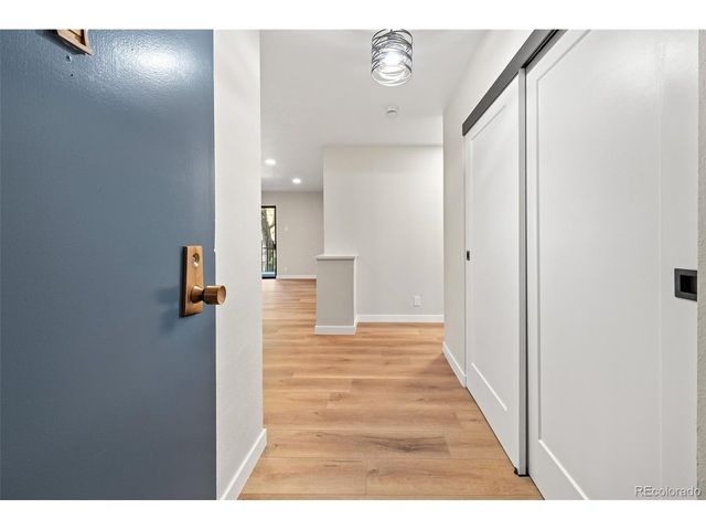 460 S Marion Pkwy B-254, Denver, CO 80209