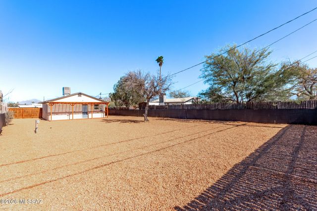 1132 E 27th Street, Tucson, AZ 85713