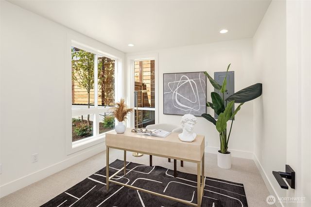 4417 2nd Avenue NE, Seattle, WA 98105