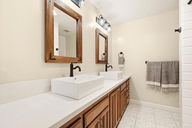 16960 Whirlwind Lane, Ramona, CA 92065