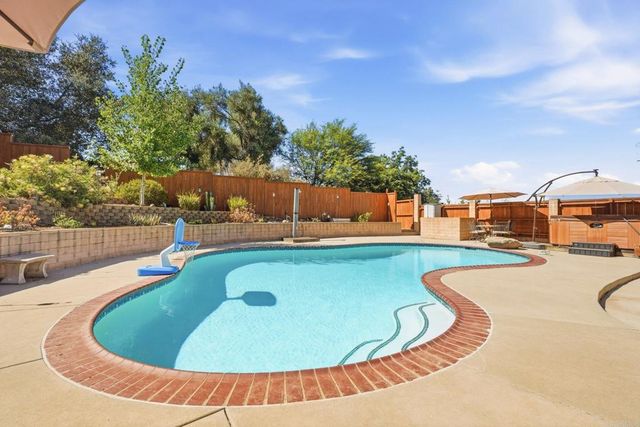 16960 Whirlwind Lane, Ramona, CA 92065