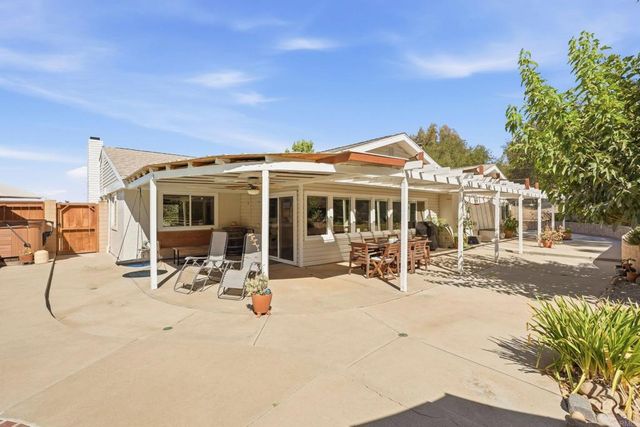 16960 Whirlwind Lane, Ramona, CA 92065
