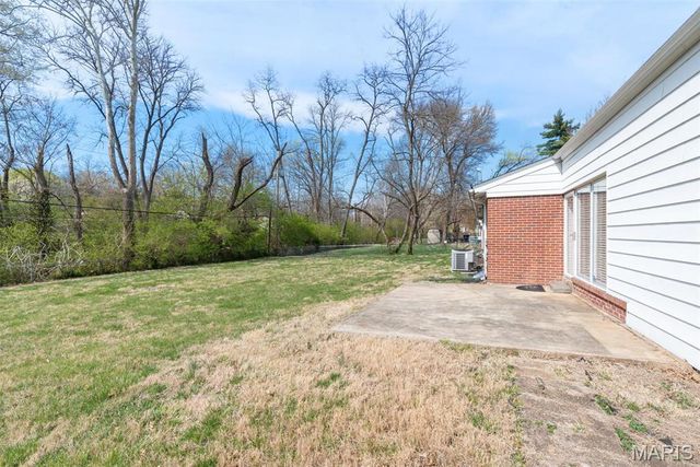 767 Wenneker Drive, St Louis, MO 63124