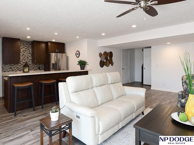 104 Ginger Cove Road, Valley, NE 68064