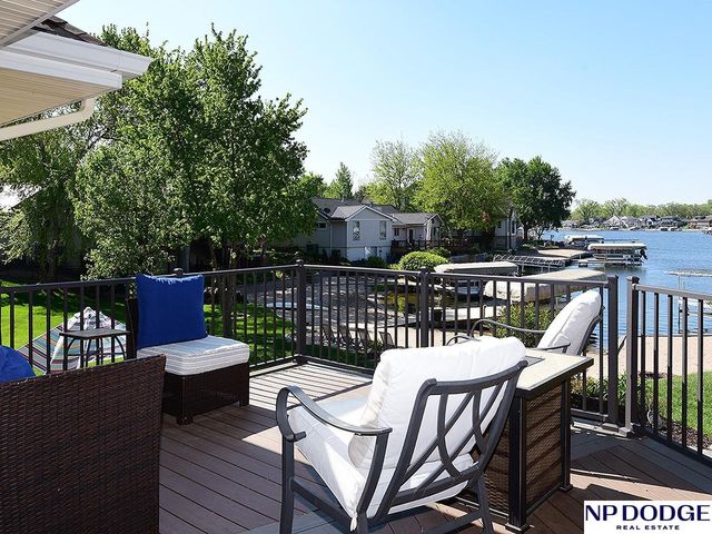104 Ginger Cove Road, Valley, NE 68064
