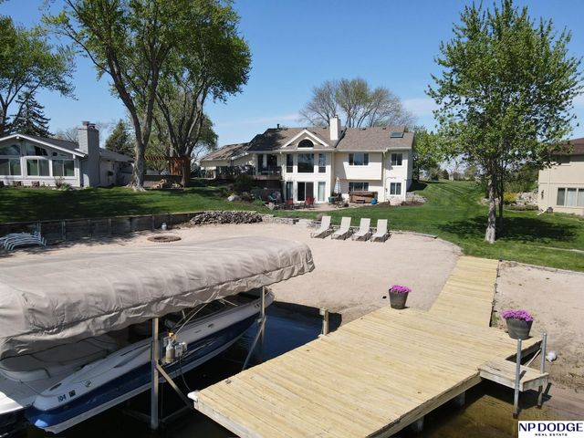 104 Ginger Cove Road, Valley, NE 68064