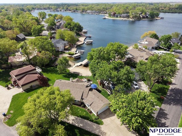104 Ginger Cove Road, Valley, NE 68064