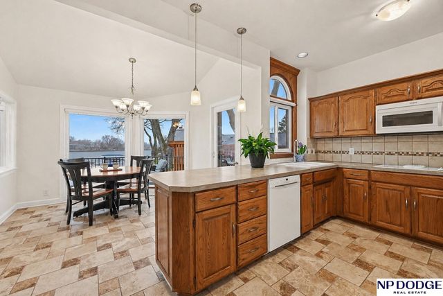 104 Ginger Cove Road, Valley, NE 68064