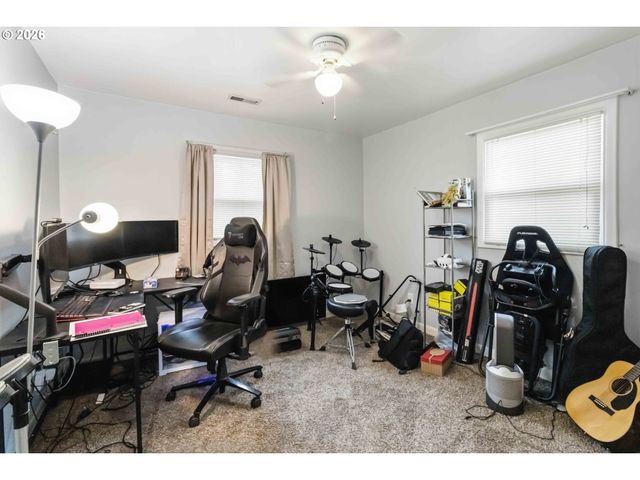 1159 19TH Ave, Longview, WA 98632