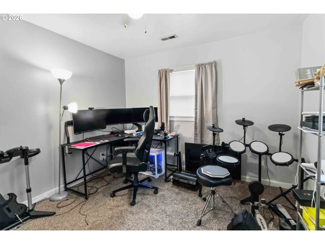 1159 19TH Ave, Longview, WA 98632