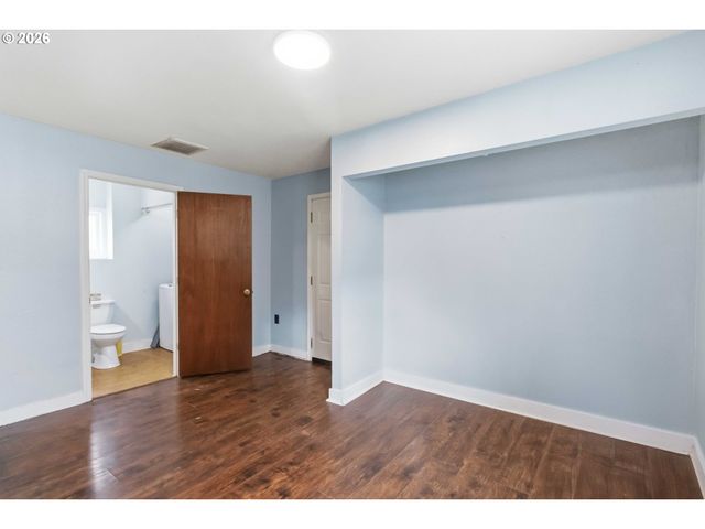 1159 19TH Ave, Longview, WA 98632