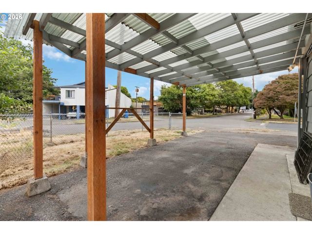 1159 19TH Ave, Longview, WA 98632
