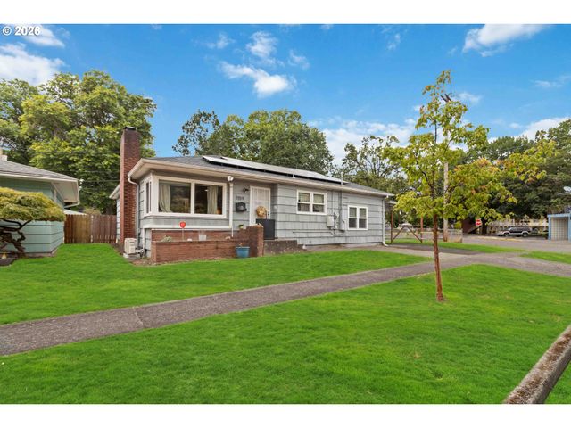 1159 19TH Ave, Longview, WA 98632