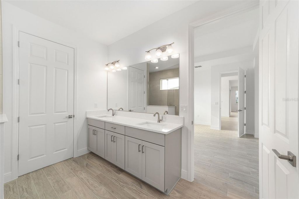 Image 27 of property listing at 8408 SW 101ST AVENUE, Ocala, FL 34481