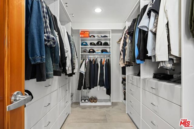 2601 Nichols Canyon Road, Los Angeles, CA 90046
