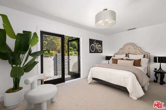2601 Nichols Canyon Road, Los Angeles, CA 90046
