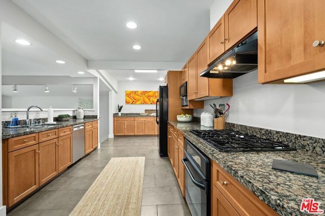 2601 Nichols Canyon Road, Los Angeles, CA 90046