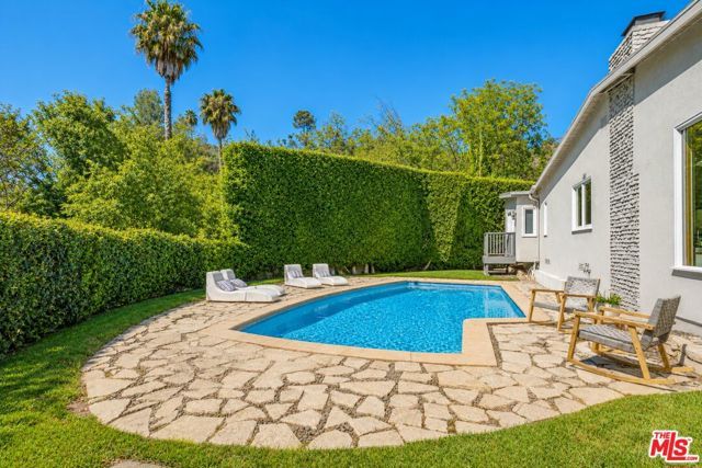 2601 Nichols Canyon Road, Los Angeles, CA 90046