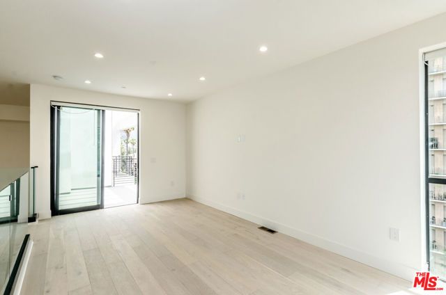 105 S Doheny Drive PH2, Los Angeles, CA 90048