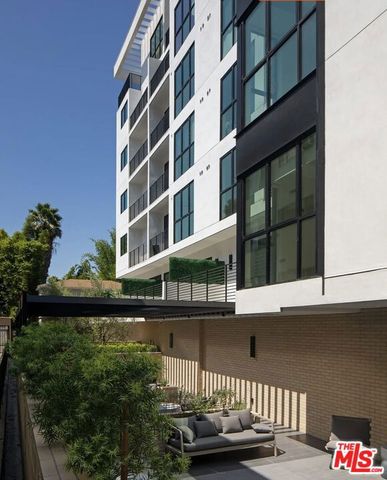 105 S Doheny Drive PH2, Los Angeles, CA 90048
