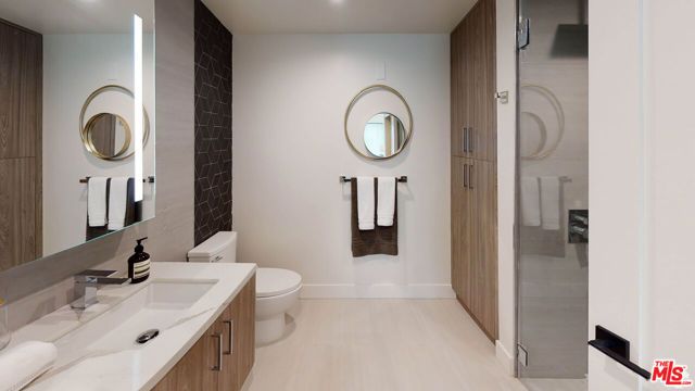 105 S Doheny Drive PH2, Los Angeles, CA 90048