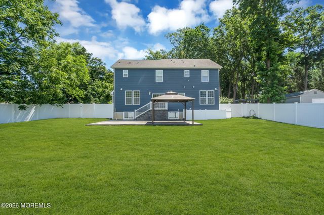 28 Central Avenue B, Toms River, NJ 08753