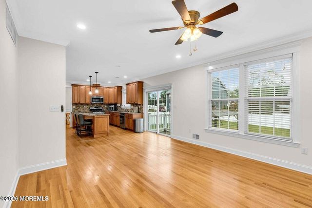 28 Central Avenue B, Toms River, NJ 08753