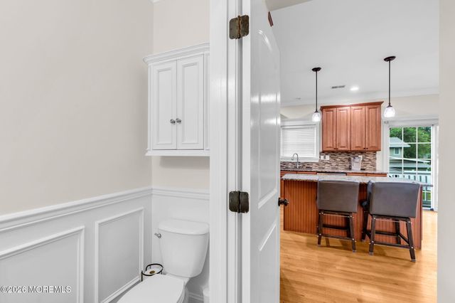 28 Central Avenue B, Toms River, NJ 08753