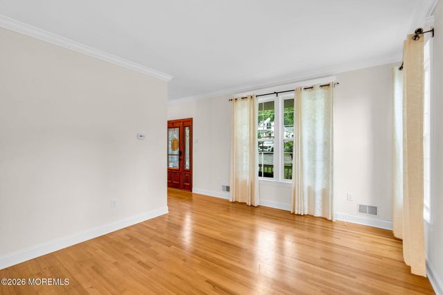 28 Central Avenue B, Toms River, NJ 08753