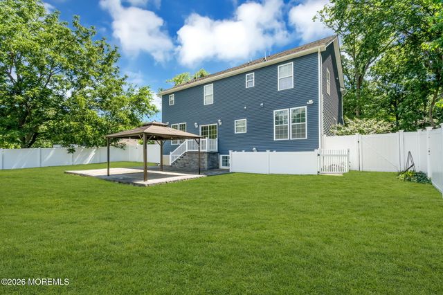 28 Central Avenue B, Toms River, NJ 08753
