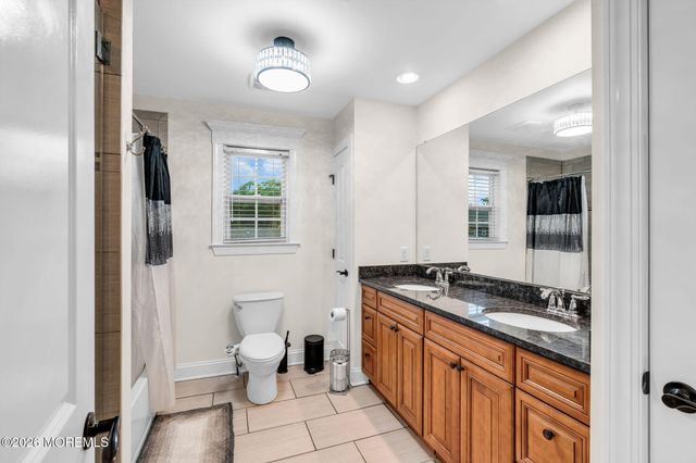 28 Central Avenue B, Toms River, NJ 08753