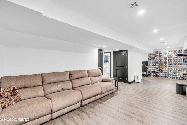 28 Central Avenue B, Toms River, NJ 08753