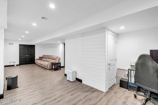 28 Central Avenue B, Toms River, NJ 08753